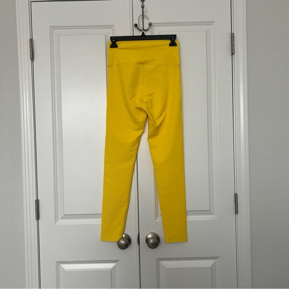 NWT Beach Riot leggings - Picture 4 of 7